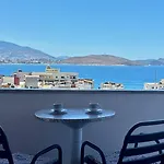 Thea Penthouse With Private Parking *