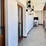 Thea Penthouse With Private Parking Appartamento Sarandë