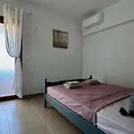 Thea Penthouse With Private Parking Sarandë