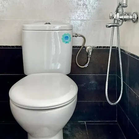 Thea Penthouse With Private Parking דירה