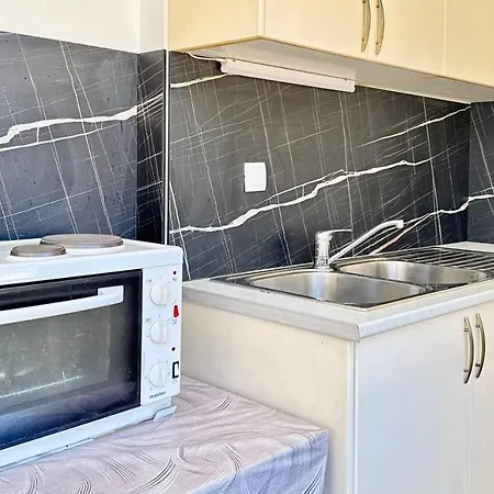 Thea Penthouse With Private Parking