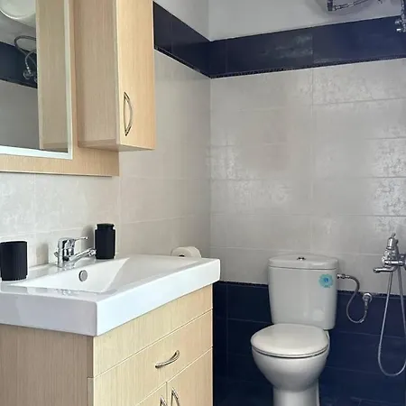 Thea Penthouse With Private Parking *
