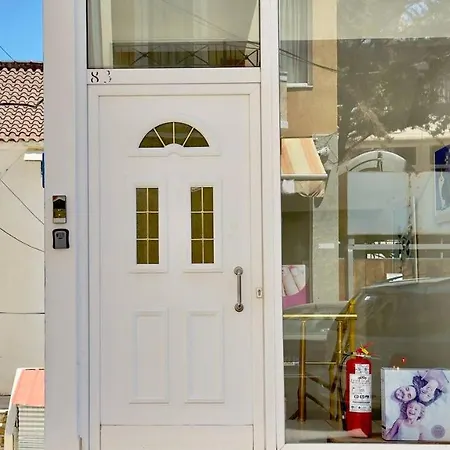 Thea Penthouse With Private Parking סרנדה