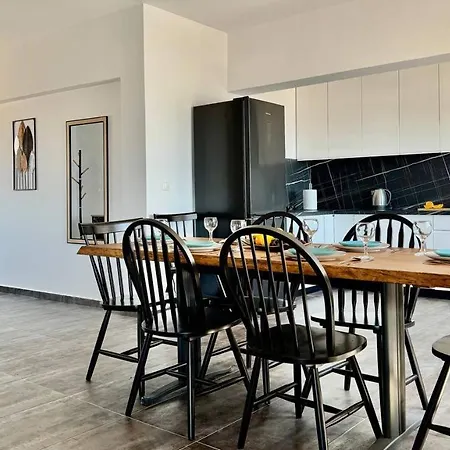 דירה Thea Penthouse With Private Parking *