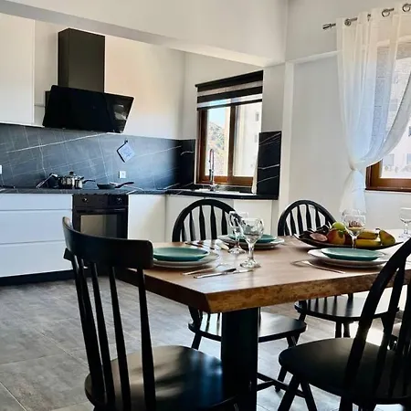 דירה Thea Penthouse With Private Parking *