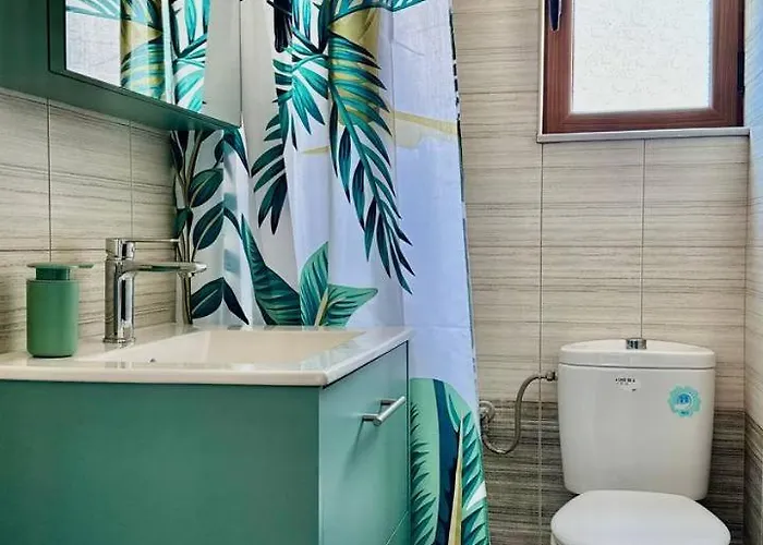 Thea Penthouse With Private Parking * Sarandë